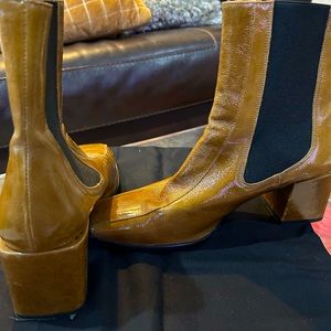 Chelsea boots by Angel Alarcon size 39